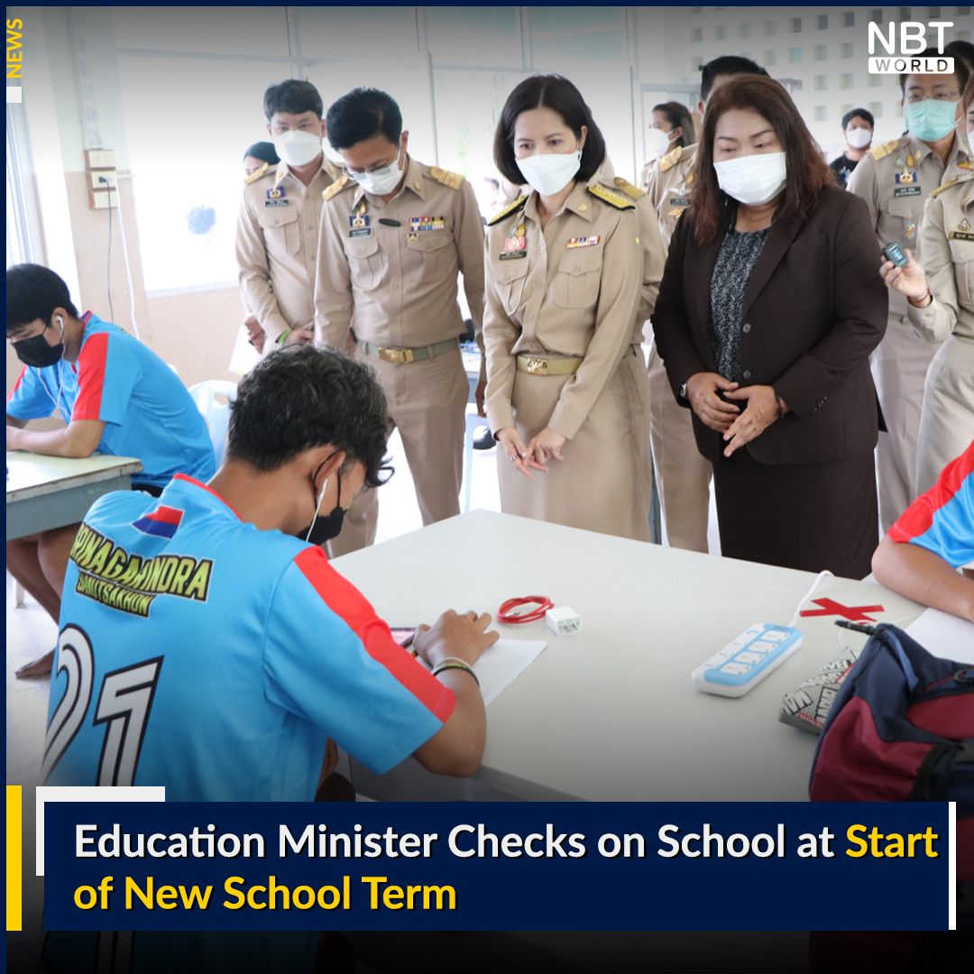 NBTWORLDNews's tweet photo. Education Minister Treenuch Thienthong inspected the readiness of schools in holding its first day of on-site classes, at the start of the new school term today (1 Nov).
#Schoolreopen #Thailand #onsitelearning #covid #firstday #ข่าวด่วน #เปิดเรียน #เปิดประเทศ #โควิด19 https://t.co/ttZzUP2IWT