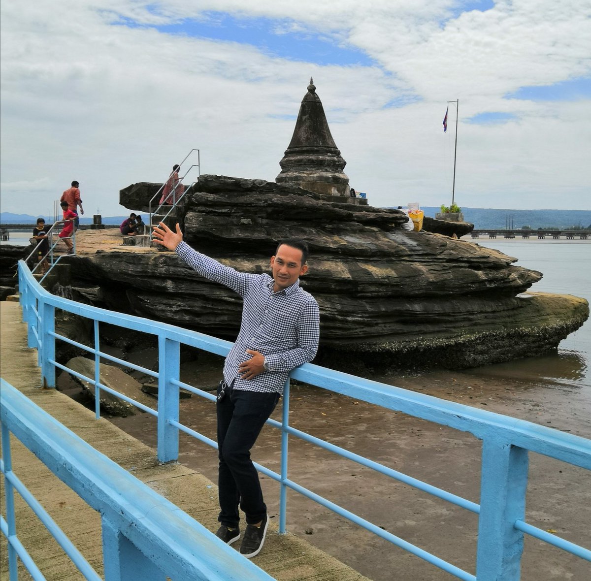 PoleakVen's tweet photo. កោះកុង https://t.co/1cwI0teSrs