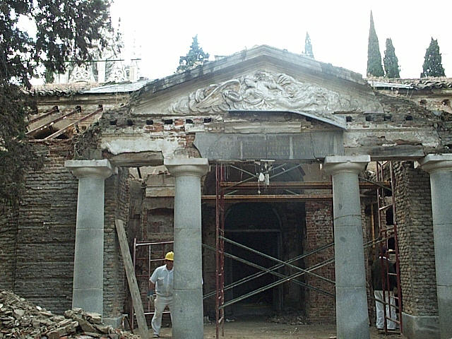 emvsmadrid's tweet photo. ¿Sabías que la #EMVS realizó una importante rehabilitación de los Patios Claustrales del Sacramental de San Isidro? Fue inaugurado en 1811, y comprende el patio de San Pedro, el de San Andrés y el de San Isidro. #40emvs @MADRID https://t.co/V1rDiR0eXR