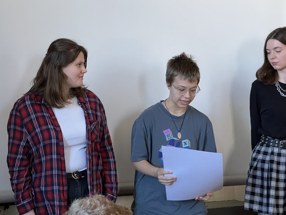 MhNotts's tweet photo. Last Saturday marked the first day of the new MH:2K team. The day was filled discussing what makes a mentally healthy school and developing our brand new roadshow #mentalhealth #youthvoice @LeadersUnlocked @NottsCC @CamhsNotts https://t.co/4sxznsWo8t
