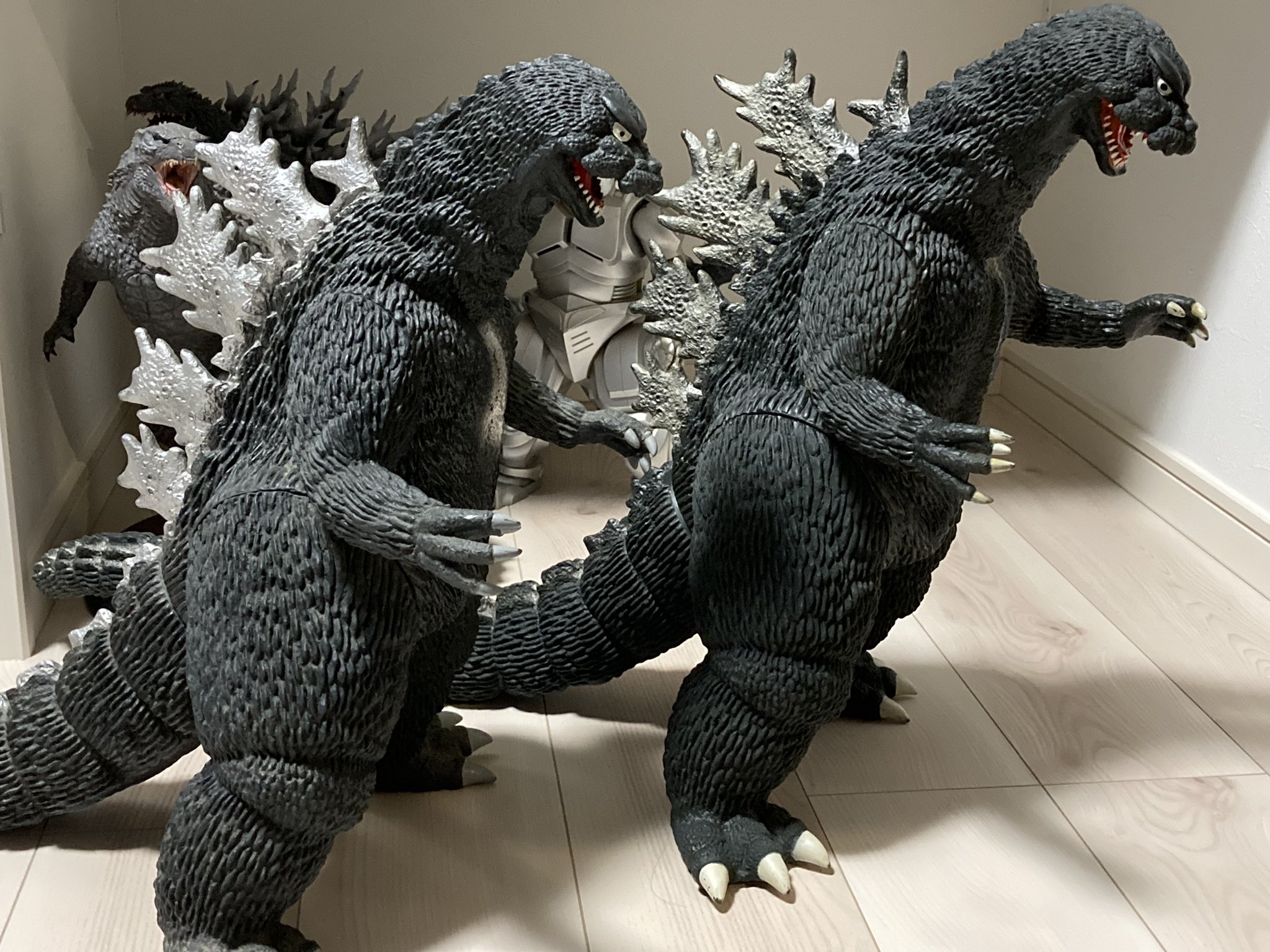バンダイ 限定版ゴジラ BIGソフビ