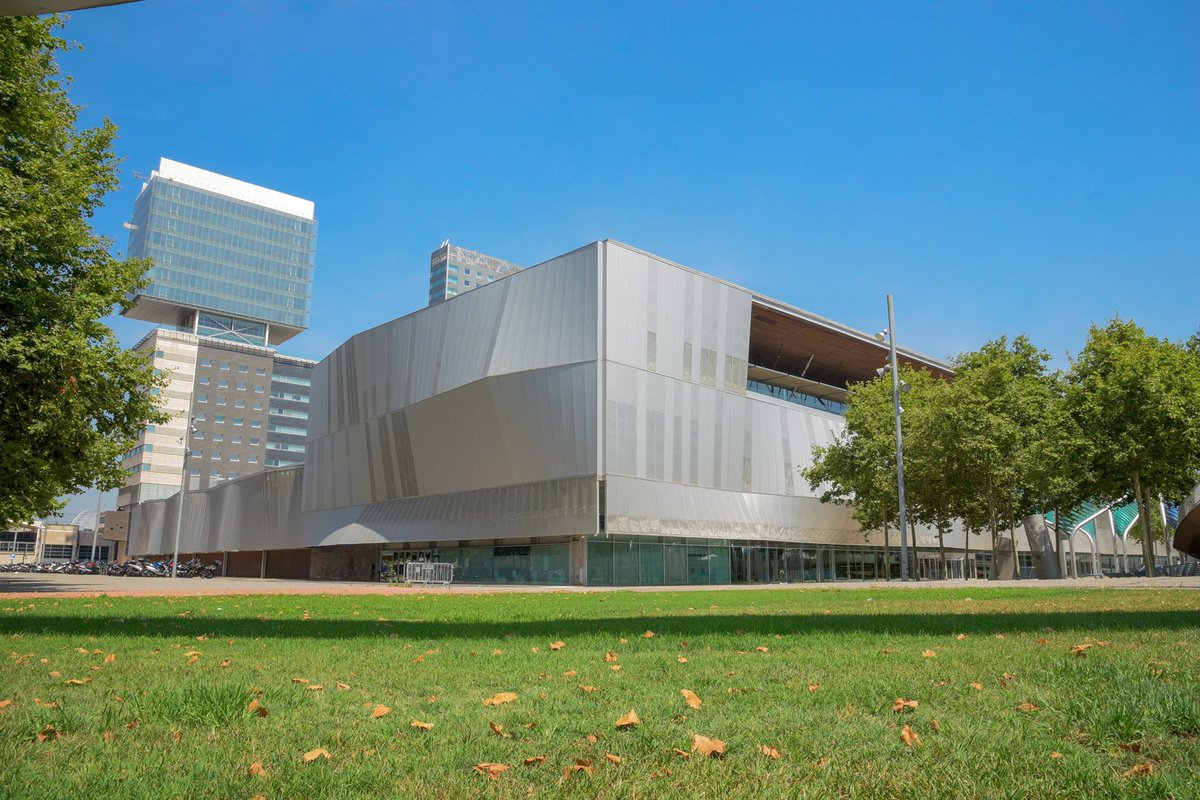 CCIB_Forum's tweet photo. Iniciem una nova etapa! Avui @Fira_Barcelona comença a gestionar el @CCIB_Forum.

La institució passa a operar els tres grans recintes de la ciutat amb prop de 500.000 m2 de superfície total, potenciant el seu lideratge en fires i congressos a Espanya i Europa. https://t.co/fVB03tmBhP