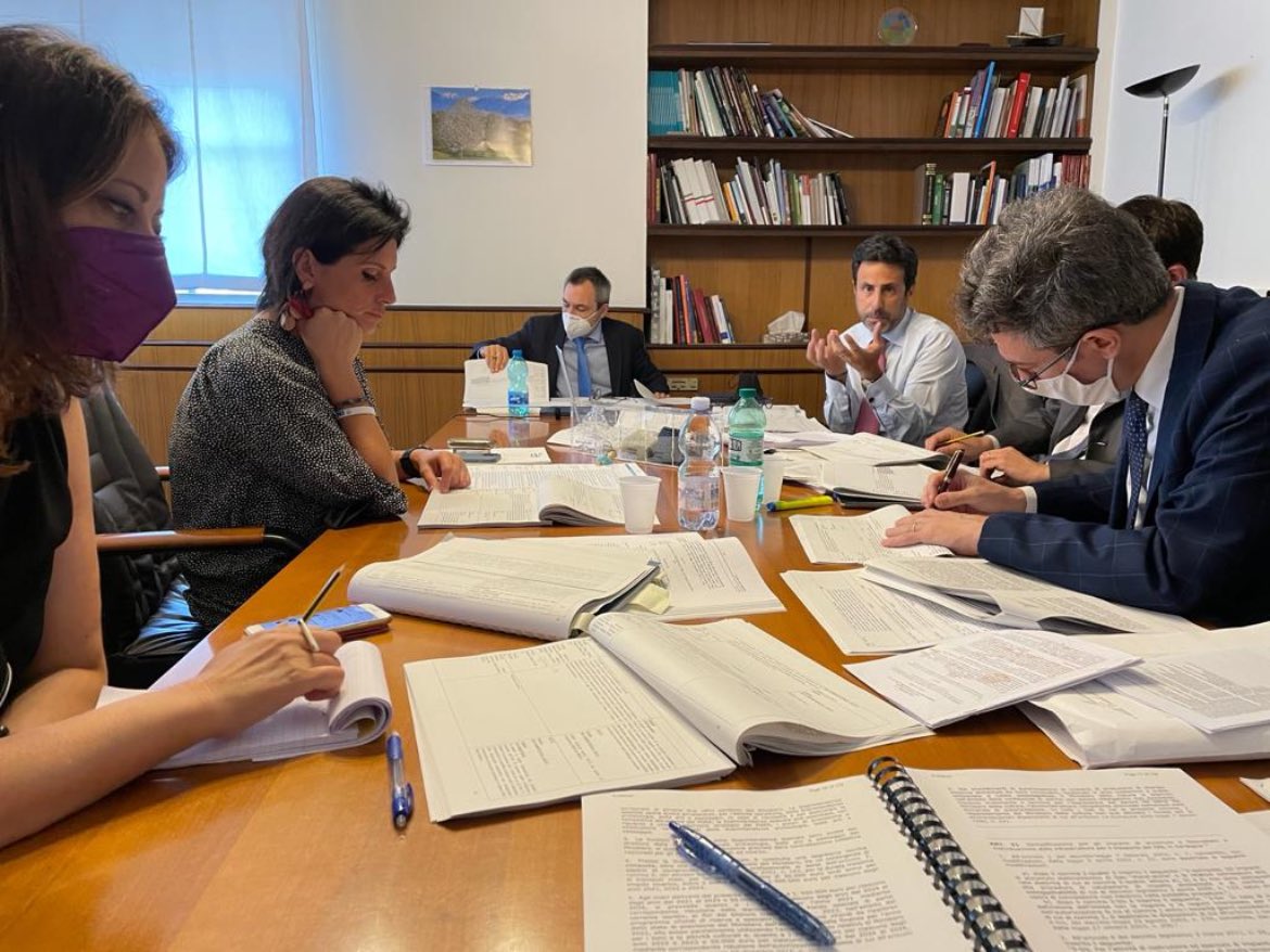 VanniaGava's tweet photo. Al #G20 sono stati fatti passi avanti per la #TransizioneEcologica.Il lavoro non è certo finito:ogni impegno deve essere tradotto in azioni.Buon lavoro ai negoziatori del #Mite #Ispra #Sogesid cui spetta il delicato compito di farlo davvero. #climatechange #cop26
#mite #teamwork https://t.co/RYP0ypQFrx