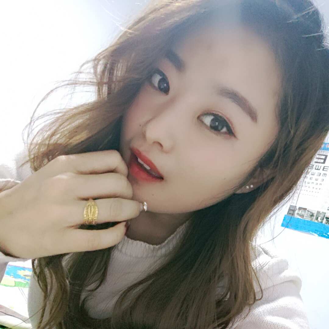Mr080716's tweet photo. 十月是个痛苦的月份在一起两年的女朋友分手了。 https://t.co/R0EoXSsDtI