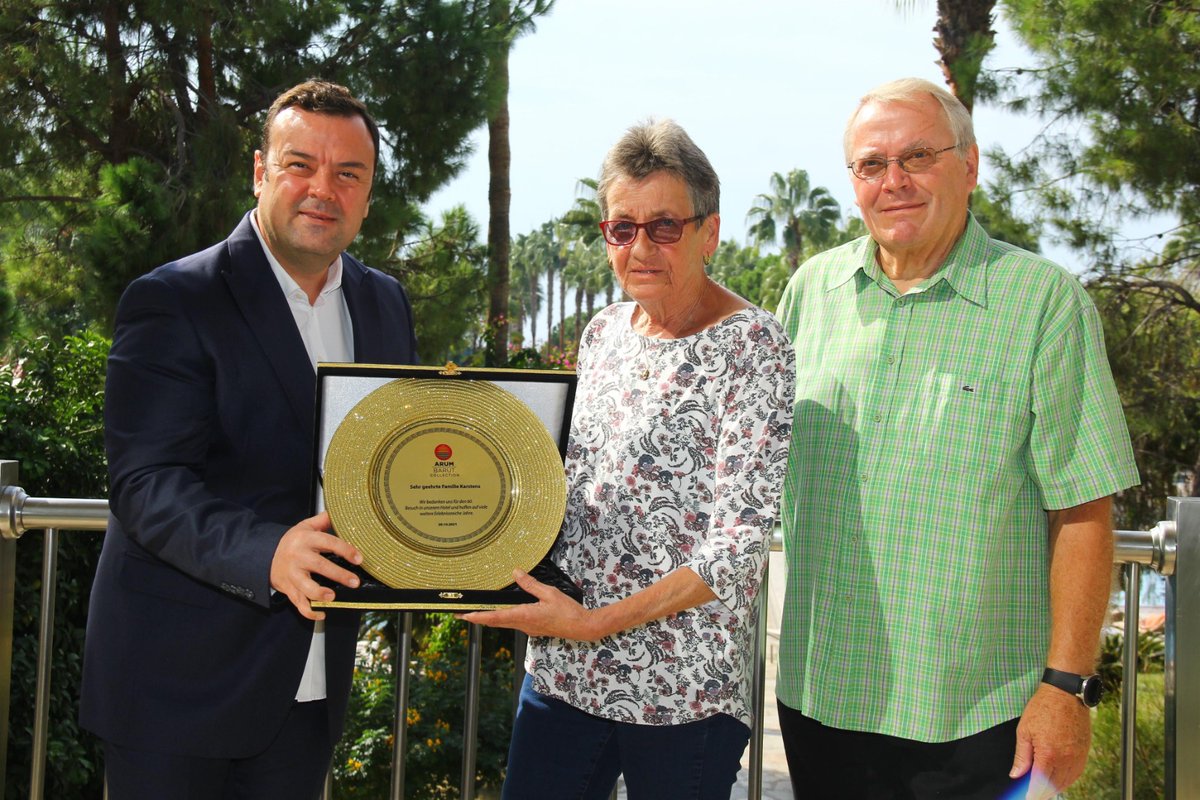 BarutHotelsTR's tweet photo. We sincerely thank our valued guests for visiting Arum Barut Collection Hotel 60 times, for seeing us as their second home, and for loving us like their family.
.
.
.
#ArumBarutCollection #repeatguests #BarutHotels50years https://t.co/jqN7NoUKDO