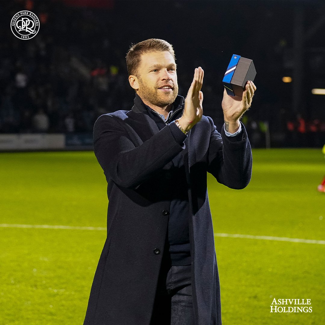 QPR_Corporate's tweet photo. 🤝 Welcome to the 𝗙𝗼𝗿𝗲𝘃𝗲𝗿 𝗥'𝘀 𝗰𝗹𝘂𝗯!

We were delighted to welcome back former attacker 𝗝𝗮𝗺𝗶𝗲 𝗠𝗮𝗰𝗸𝗶𝗲 as he was inducted into our former players association, prior to the clash with Nottingham Forest on Friday night.

#QPR | #QPRFOR https://t.co/5MAgddubIL