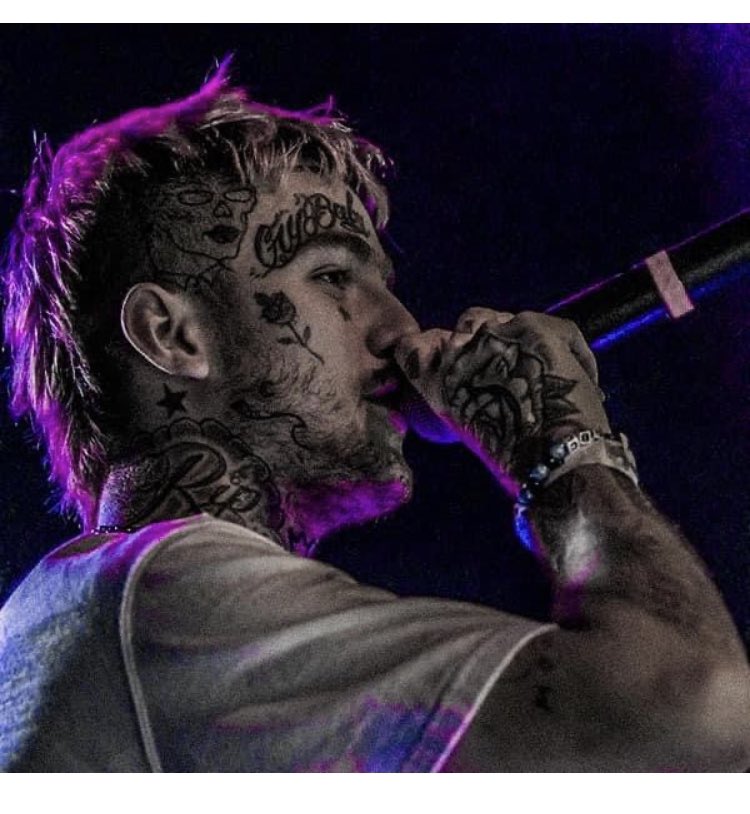kaylam129's tweet photo. Love you Gus we miss you #lilpeep https://t.co/iF05Jpivzi