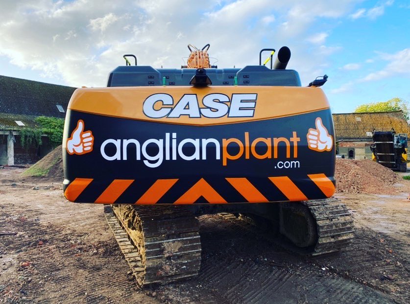 AnglianPlant's tweet photo. Looking for site muscle?
Hereβs 38 tonnes of @casece.eu πͺ ready to hire!
Get in touch to feel the πͺ;
π 01603 975000
π§ hire@anglianplant.com
#excavator #muckshift #lifting #drainage #civils #civilengineering #groundworks #earthworks #planthire #planthireuk #anglianplant https://t.co/tmx2LW5YNc