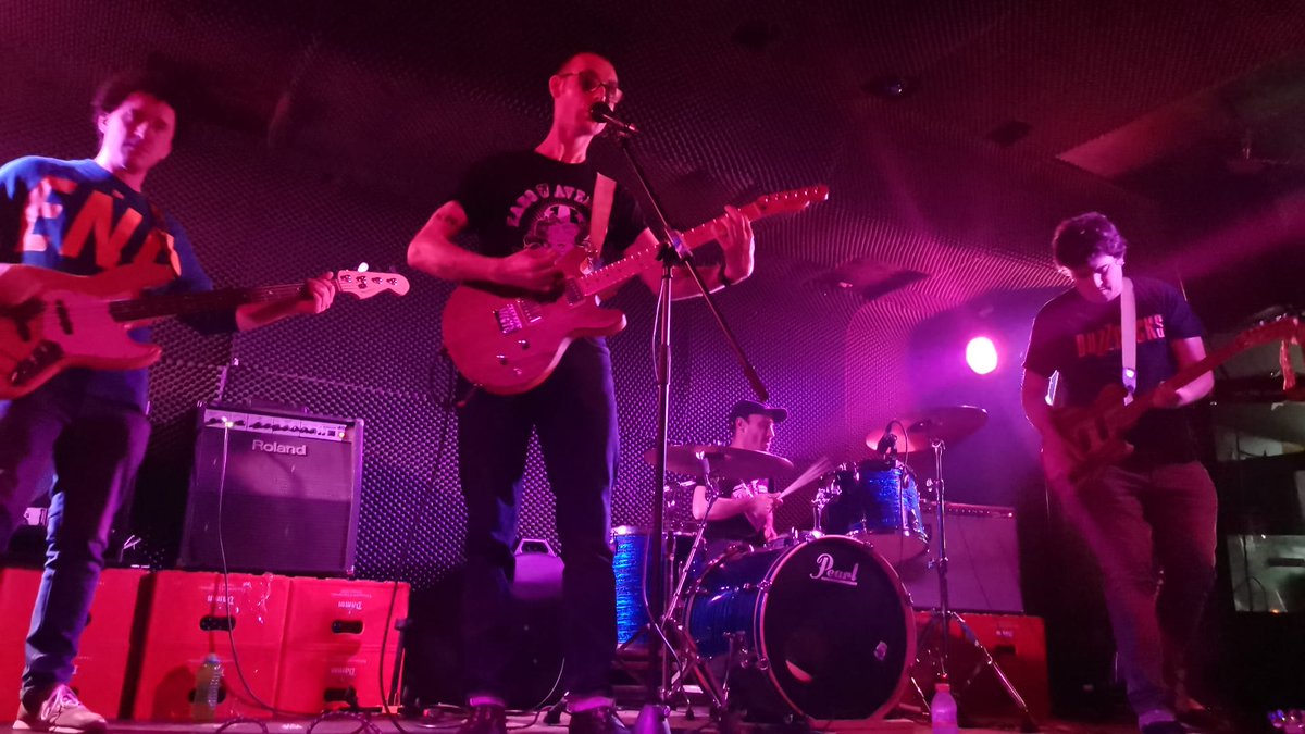 notmyselfeh's tweet photo. ¡Muchas gracias a todos los que vinisteis y apoyasteis!

Foto del concierto @diaguayeh #5: Milk y Not Myself en Mogambo-Trintxerpe, Donostia 16.10.21 (@melissavipavad1) https://t.co/30OOE11VHI
