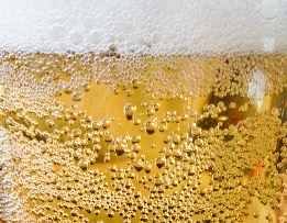 Are bubbles on the inside of your pint glass a good sign?  For a valuable insight into this pressing issue of our time, read on! 🍺🍺 avanisolutions.co.uk/myth-buster-do…