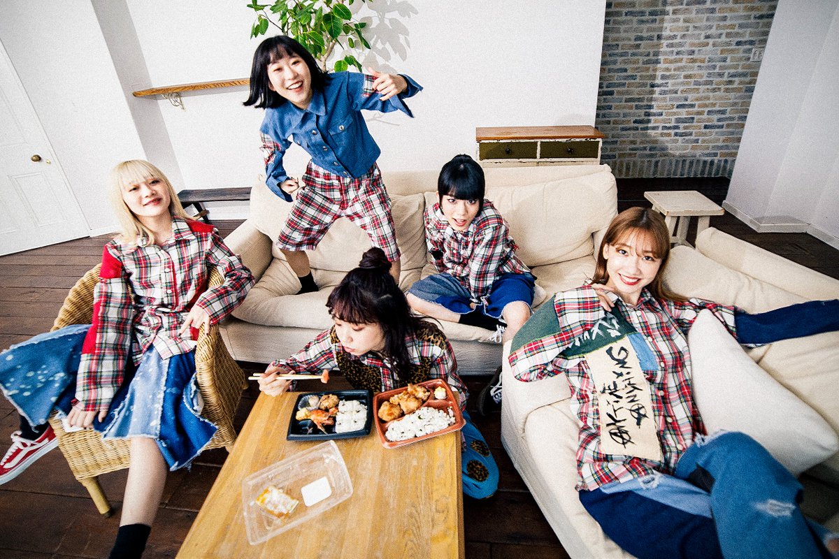 FDGan2wagAAci9j?format=jpg&name=large