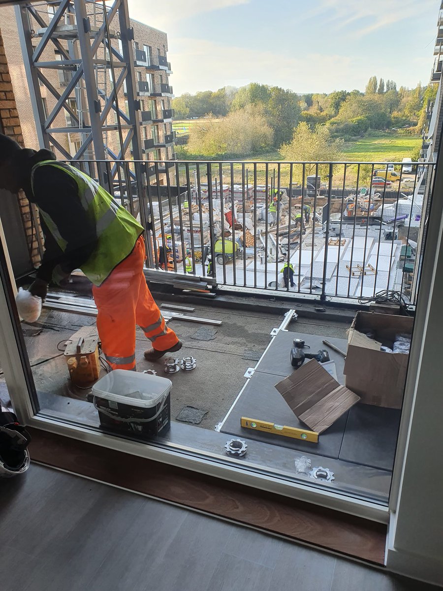 fullerandthomas's tweet photo. Not every Monday morning view is noteworthy! But it could be worse at least we're in the fresh air ish! #fullerandthomas #loveconstruction #paving #balconies #pedestals #greenviews #siteviews #sydenham #beautifulday https://t.co/dpbGJA5zhd