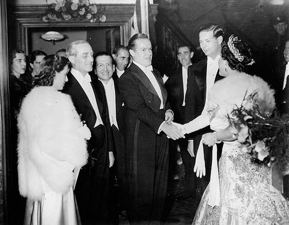 FilmTVCharity's tweet photo. 👑 On this day in 1946 (75 years ago) the charity held its first ever #RoyalFilmPerformance to showcase the premiere of A Matter of Life and Death and raise funds to support the British film industry. 📽️

 🔗 https://t.co/msQRDZ99Nn https://t.co/lU9o56Cmvd