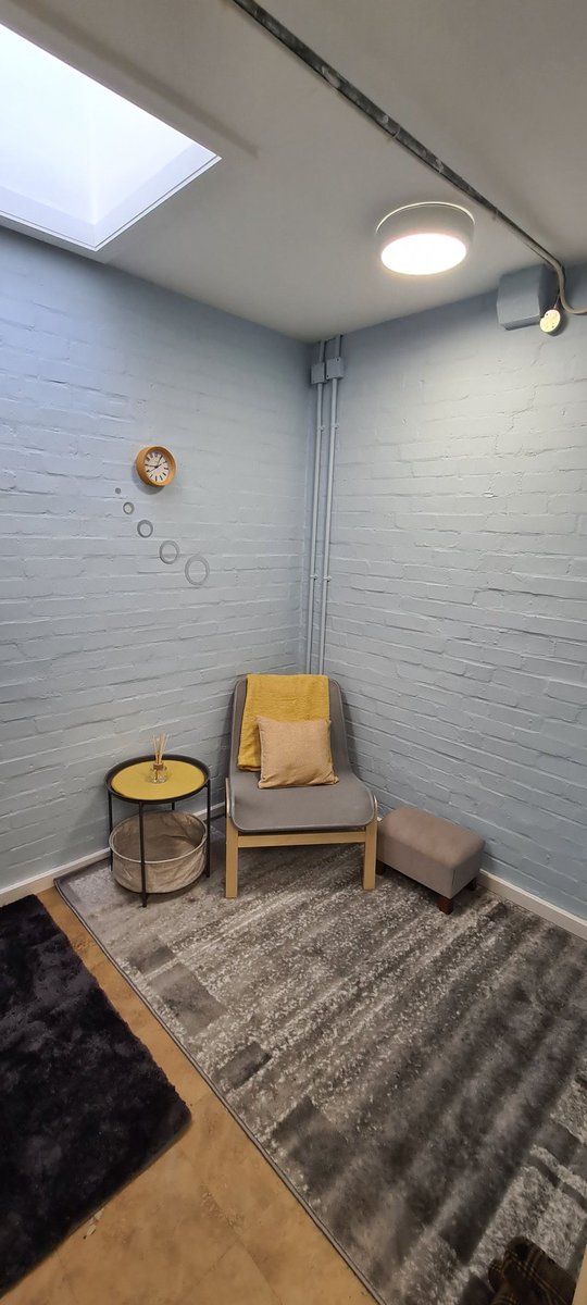 ElizabethSelby's tweet photo. #wellbeing wellbeing space for staff to have time out and reflect. #ReflectionOfYou https://t.co/qBXRQcUkE8
