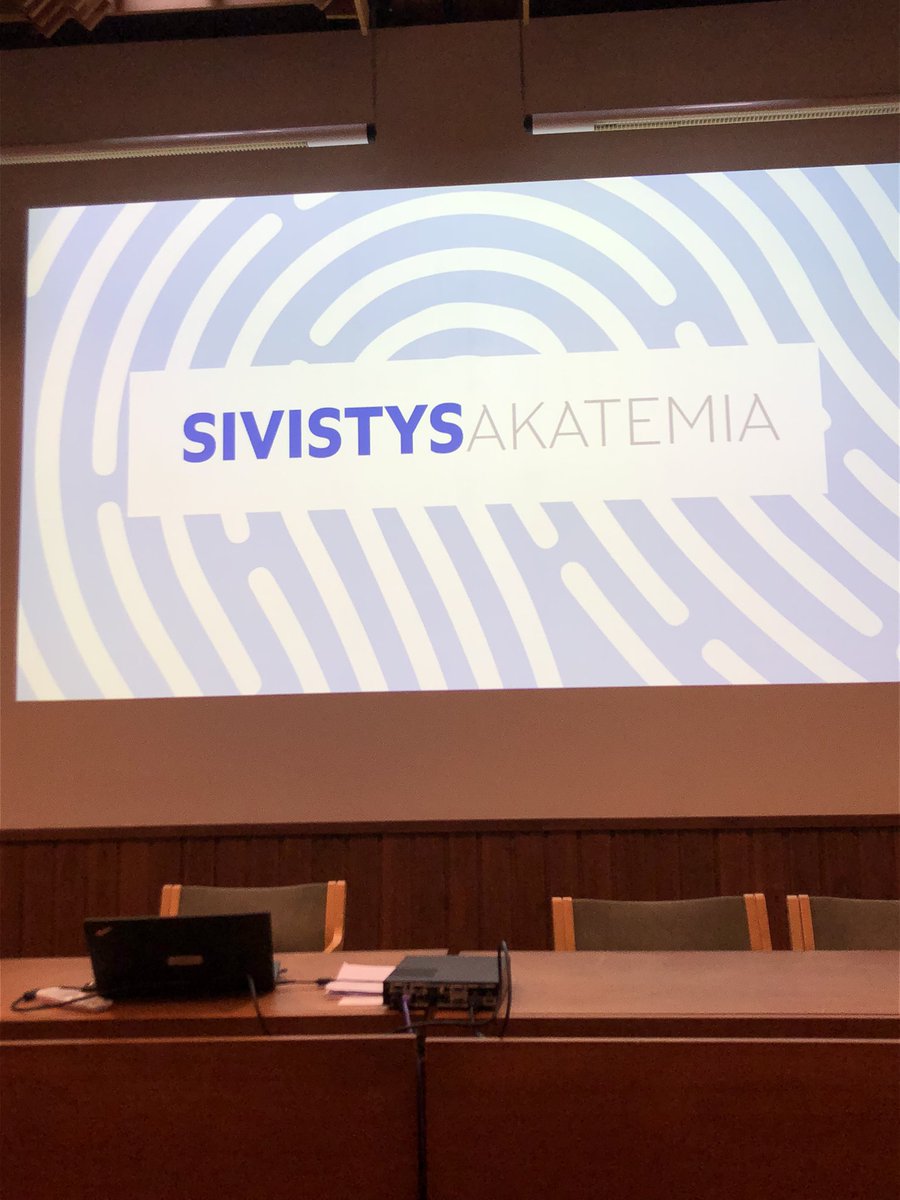 pisotalus's tweet photo. Pari päivää nyt #Sivistysakatemia’ssa. Heti alkuun on alkanut itsekin sivistyä. #sivitys https://t.co/hfQvOD3iWE