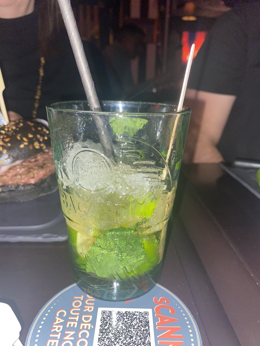 iamscarlettskye's tweet photo. 👻🎃🍸🇫🇷

#scarlettskye #france #chambourcy #aubureau #halloween #fun #spooky #cocktails #mojito #whiskey #lemonade #burger #burgers #wow #cool #fun #dance #food #foodie #31DaysOfHalloween #familyfun #HelloOctober #singersongwriter #artist #musician #musicproducer #writer https://t.co/siRHVreWl9