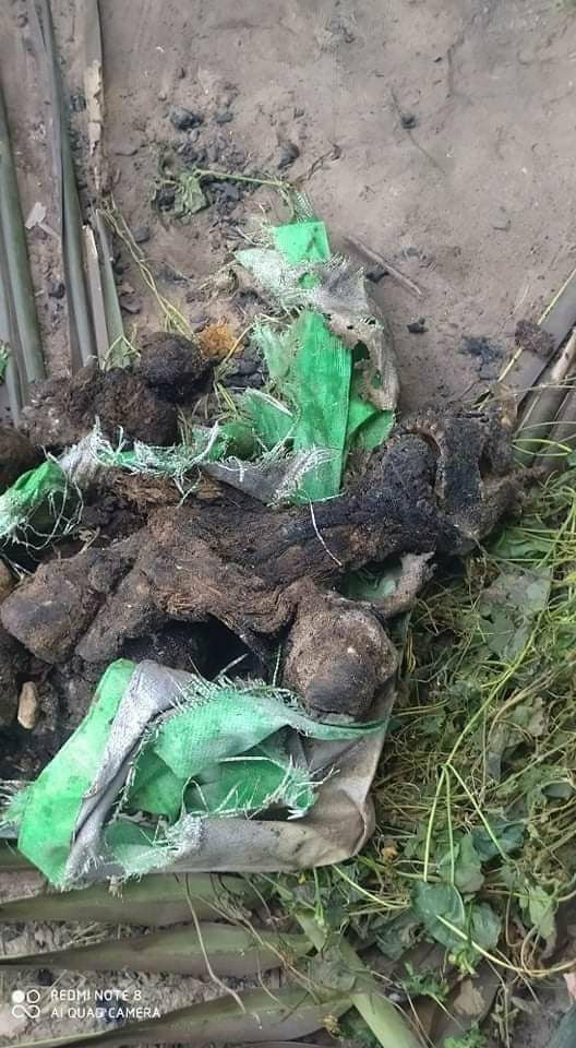 huangsizzie's tweet photo. In Hluttaik village, KyunHla tsp, SAC terrorists shot dead to Nyein Tun, aged 29, and threw away in a pit latrine on Oct 29, reportedly.
MYANMAR NEEDS HELP
#WhatsHappeningInMyanmar
#Nov1Coup https://t.co/Gs6ATx5y2O