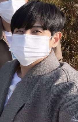 ys_yolam's tweet photo. 너를 빼놓�� 내 겨울을 말할 수 있을까… 그 어떤 수식어도 모자라…그냥 눈밭에 데굴데굴 굴리고 싶다는 말이 제일 잘어울려 https://t.co/bGWWEI2wDb