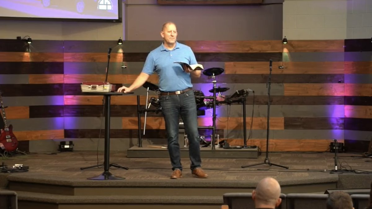 fallcreekcc's tweet photo. Tackle boxes and temptations. You can now watch Tom Wiles’ message on James 1:12-18 from yesterday morning via our website.
“
•
“Break the cycle early and decisively with the Bible.”
•
📖 https://t.co/r29oEhx1dy