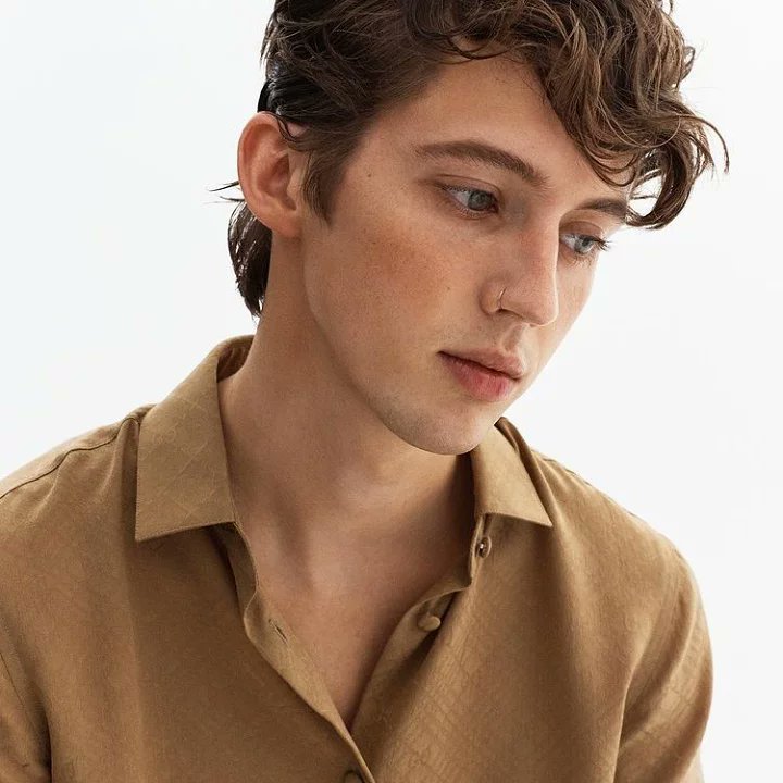 thucoii's tweet photo. Troye Sivan ❤️❤️ @troyesivan 😚😚
Fan Viet Nam 🇻🇳❤️ https://t.co/ZvkkioSCop