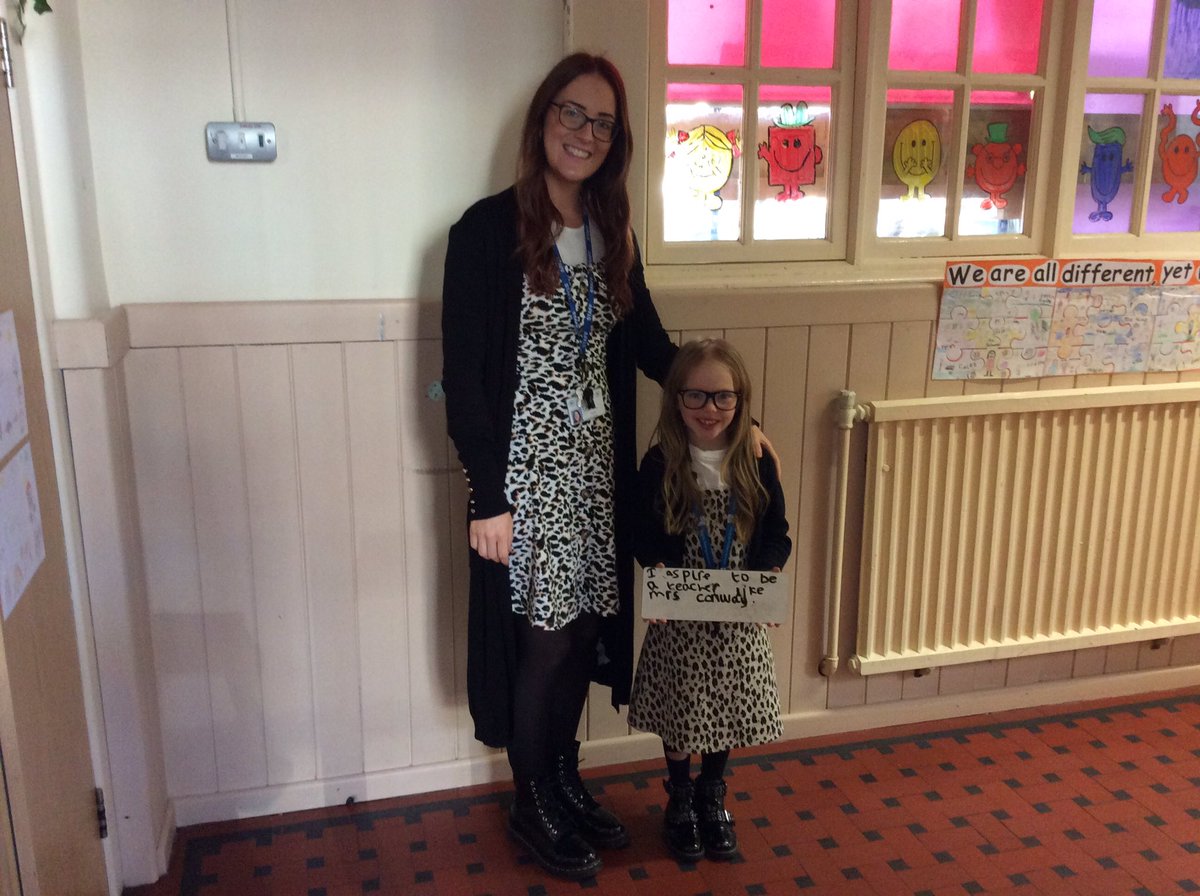 Dosbarth Cardiff City tweet media