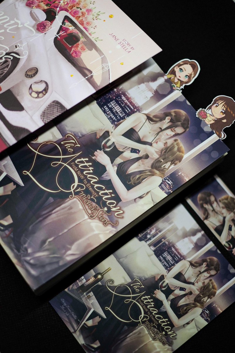 JaneStella2021's tweet photo. มาแล้วค่า ตัวอย่างหนังสือจริงและของแถมที่จะได้รับนะคะ ยังมีโปสการ์ดใบexclusiveอีก1ใบ สนใจกดสั่งได้ที่ลิ้งค์ จนถึงวันที่ 16 พย 2021 นะคะ 🤍 https://t.co/WBPU9kYxRz #นิยายยูริ #นิยายyuri #readAwrite https://t.co/S7WcaFkRyb