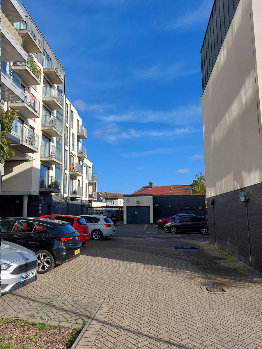 TanyaC_NC12's tweet photo. Sunny start to my day at Hayes & Windsor Court. For our residents of Hayes Court your intercom upgrades should now be completed plesse note the block entrance will have the same panels as the pedestrian gate, that call your mobile/landline #NOOD12 #Teampuple @pa_housing https://t.co/kFfMiinWPP