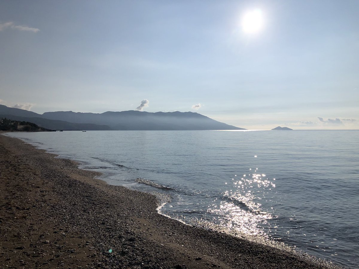HotelSofia's tweet photo. Hello from Samos 😊☀️have a great month everyone 😊 https://t.co/yyn9Ay08Jl