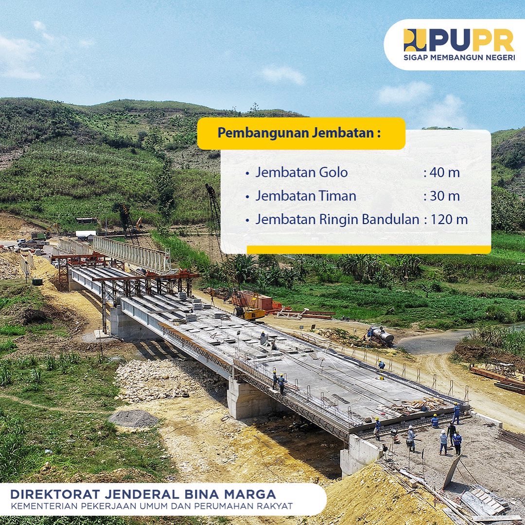 pu_binamarga's tweet photo. Selain itu, pembangunan jaringan jalan ini juga memiliki pemandangan yang indah lho, Sobat! Yang penasaran, yuk intip informasinya berikut ini!
#MenyambungNegeri
#SigapMembangunNegeri
#InfoBinaMarga https://t.co/KcXLD3co8O