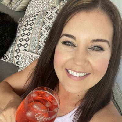DaniPalmer's tweet photo. #NewProfilePic https://t.co/DsPSYXcq6a