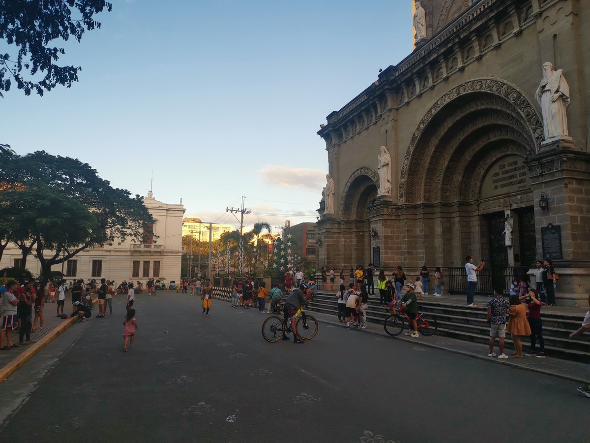 goodkidbikecity's tweet photo. Every time I go to intramuros I become more convinced that banning cars on a good number of these old streets is the right move https://t.co/TFJYz10DmE