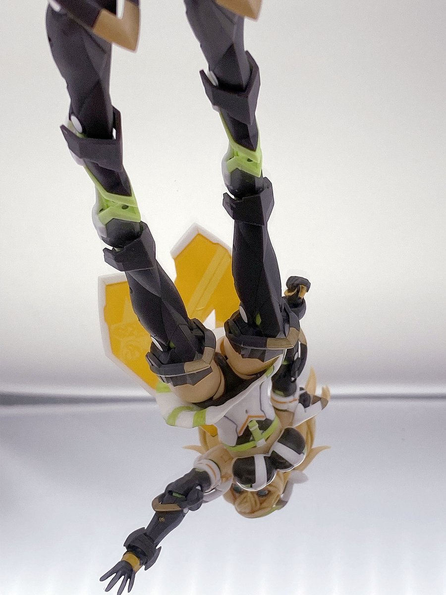 とてもプラモデルとは思えない
ムッチリしたジェネのお尻(*'ω`*)
#ジェネ (ステライノセントVer.) 