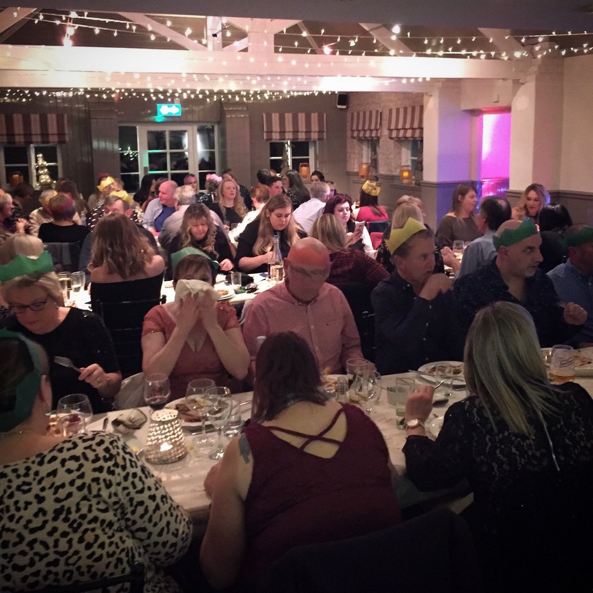 🎄🎅🏻🤶🏼🌲
Just over a month until our famous R&C Christmas Party Nights start! 

We have six evenings to choose from in December for a deliciously festive three course meal followed by a party disco. 

roseandcrownsnettisham.co.uk/christmas/?cn-…