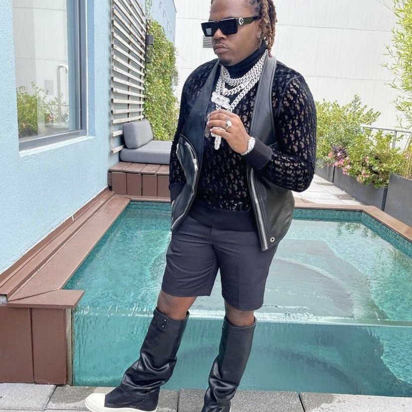daims00n's tweet photo. Rihanna sieht als Gunna einfach besser aus als Gunna als Gunna https://t.co/WaIx2MLer9