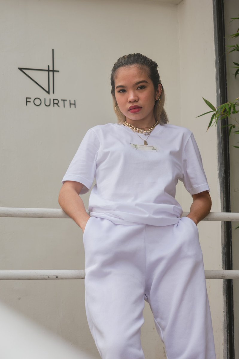 _atwrld's tweet photo. 🍃
FOURTH STREET BOGO TEE
AVAIALBLE IN WHITE & WHEAT
PHP 640
NOW AVAILABLE AT Fourth Street Cafe
#ProjectFOURTH
#4thCollaboration
#FourthStreetIsOneOfTheFew
#BeOneOfTheFew https://t.co/vrLNvrsd7W