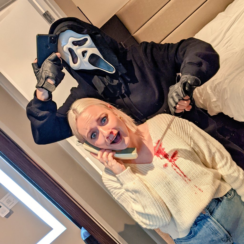 EllisHorler's tweet photo. enjoyed being ghostface a tad too much last night @ScreamMovies https://t.co/xbF8MehbPl
