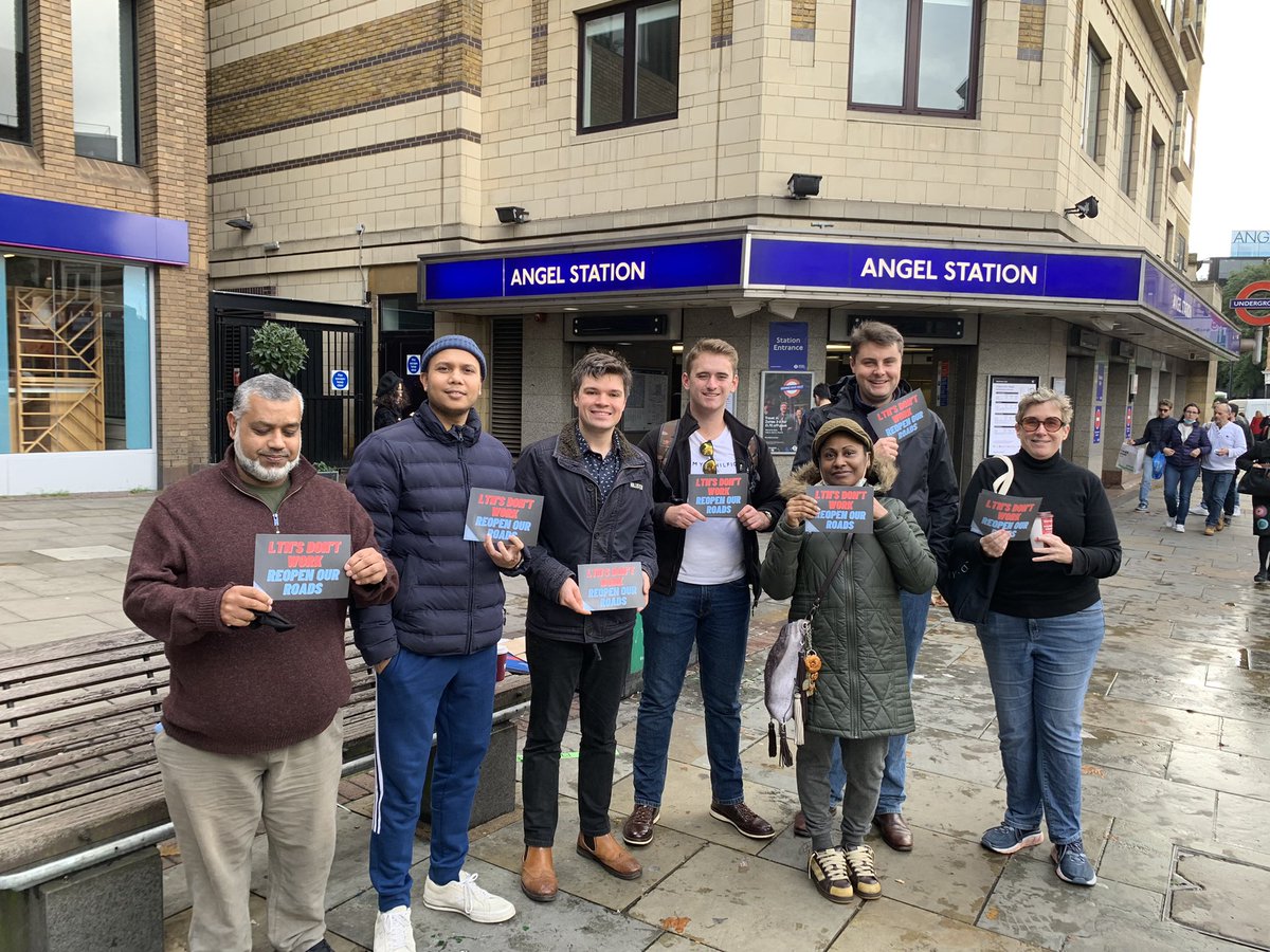 whwoodroofe93's tweet photo. @IslingtonTories Out and about in Islington this weekend taking the fight to #IslingtonLabour 🥀

The message is clear, only by voting Conservative next May can residents have a real opposition on the council and their voices heard on #LTNs  #IslingtonDeservesBetter 🗣🔵👊 https://t.co/6uUnJPXZjG