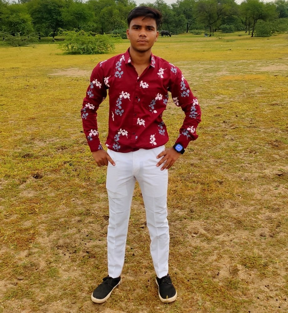 Praveen90557558's tweet photo. Life is enjoyable when i alone at anytime #today #alonetime #TrendingNow #lifestyle #bestlifestyle #newpic #like #FolloMe #NewShot #studylover #twitterlife #mystyle #newtrend #lifeisperfect #Enjoy https://t.co/N2RbFCvszg