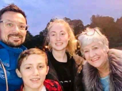 muhindodavid642's tweet photo. I want to celebrate the day of the souls today (It is all Saints' Day) and I would want a blessed day to think about the memory of my best friend's mother, Pam Smithson. Rest In Peace, Mama. @suzibewell @mbewell
#FirstofNovember https://t.co/hWl7WzRJQt