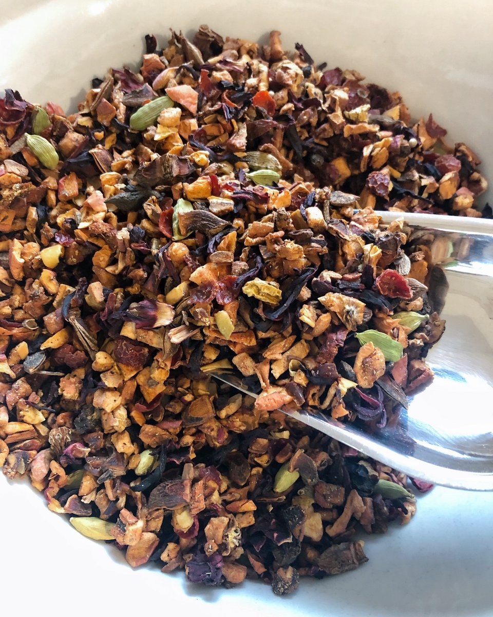 IT'S BACK ✨ Mulled Wine is now officially back in stock, available both online &amp; wholesale now - whoooo! 🌲 For those who haven't tried Mulled Wine, it's a blend of sweet apple, hibiscus, warming winter spices and is laced with creamy bourbon vanilla 🤤  #specialitytea