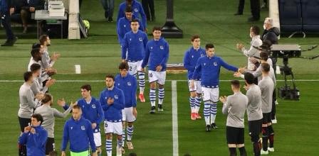 La Real puso ayer en el derbi el respeto irreprochable y el Athletic la arrogancia de siempre. 

#RealSociedadAthletic