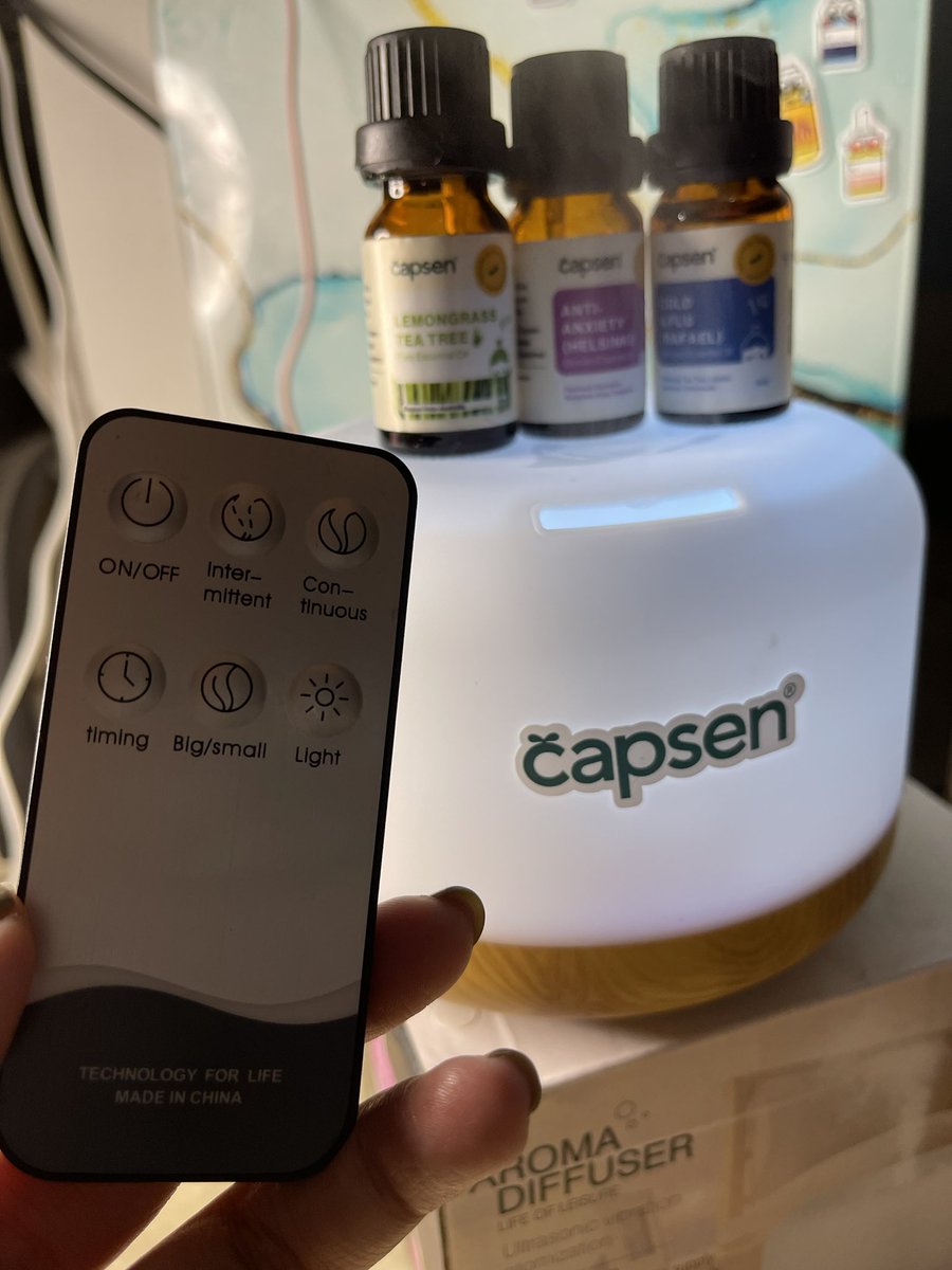 naaazzzs's tweet photo. ✨ YUHU AKU MAU BAGIBAGI DIFFUSER GRATIS!!✨

Caranya gampang banget⤵️

— Follow @capsen_id 
— Retweet &amp; Like tweet ini
— Reply dengan “capsen”

Periode GIVEAWAY sampai tanggal 4 november 2021!!

pemenang akan mendapatkan diffuser + essential oil <3

GOODLUCK!!❤️❤️❤️❤️ https://t.co/q1P12nUaYO