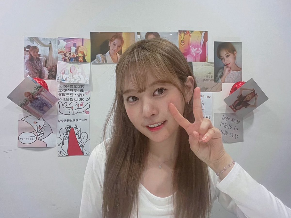 k_bora99's tweet photo. Lullet이 보고 싶었던 보라🐰

예뽀 보라는 항상 Lullet 곁에~🥰
Lullet의 사랑이며 행복인 보라와 계속 함께 하기💜 https://t.co/M8lbyzGBCq