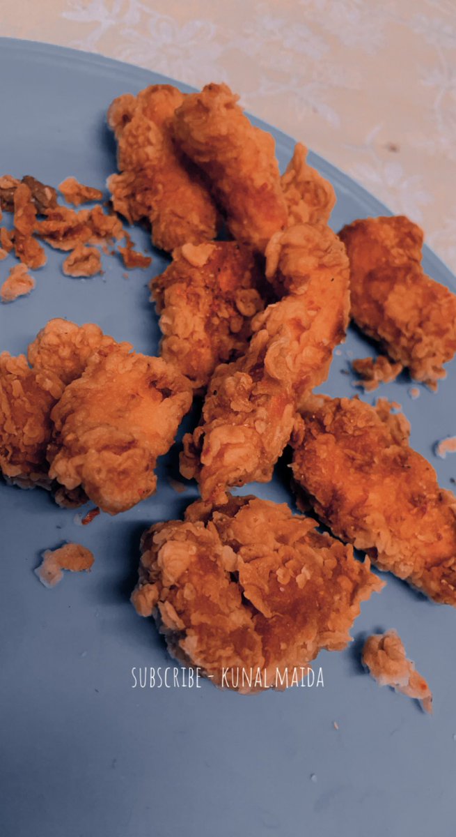 HYderrrrrrrr's tweet photo. Had a tight fight with everyone @home #selfcooked #chefboi #chickennuggets https://t.co/iV1dSqgQMy