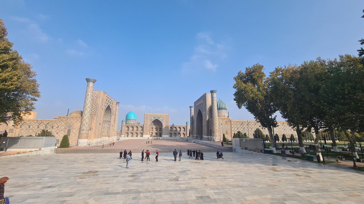 __DHF__'s tweet photo. De retour d'#Ouzbekhistan sur la route de la soie, de Tachkent à Samarcande, Khiva, Boukara... Somptueuses architectures du temps de l'empire Timouride 
(14 -16ème siècle) A voir.👍 https://t.co/k9W2TGlGVa