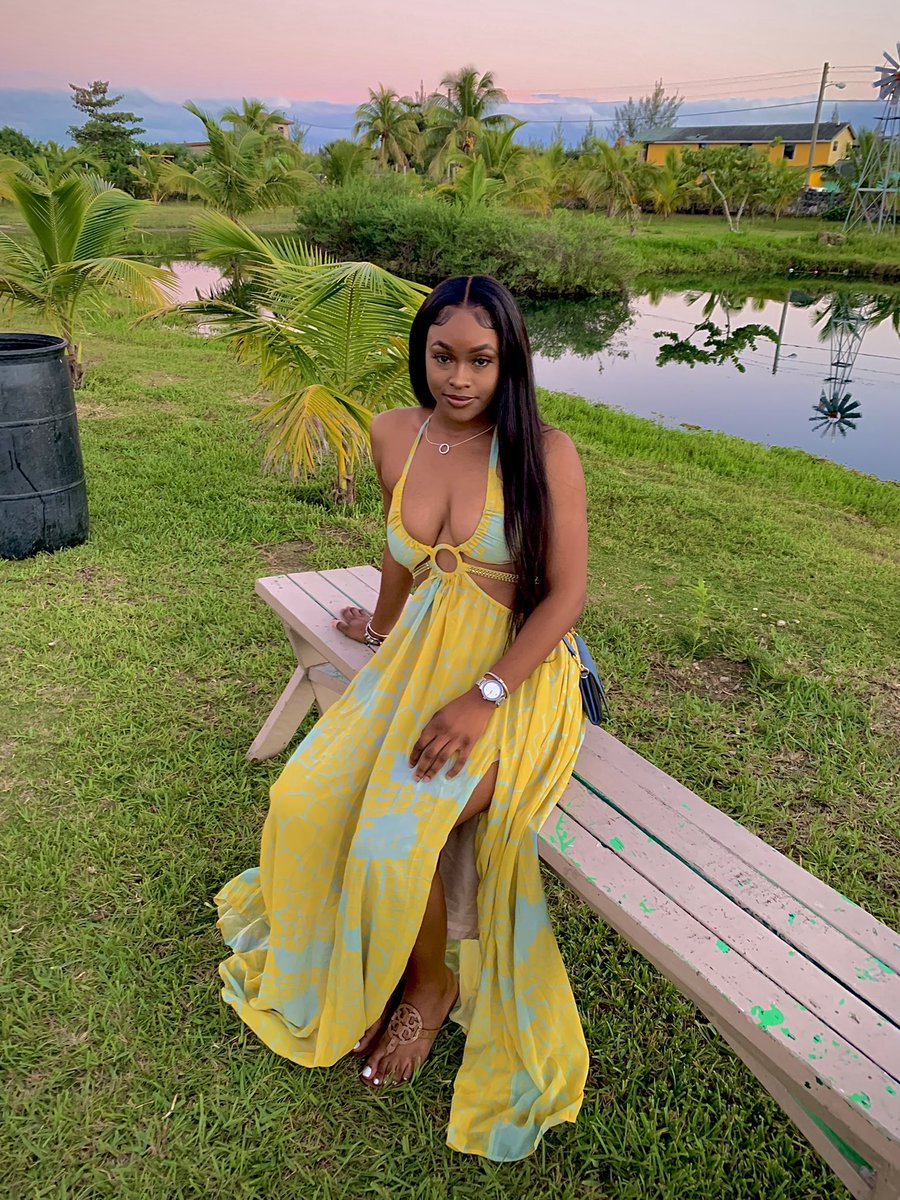 _wcjm_'s tweet image. Just vibes✨💛