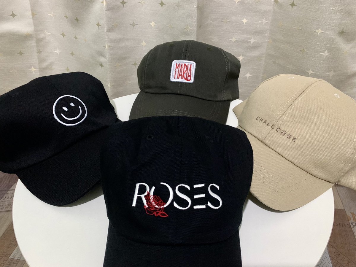 ranmarbella's tweet photo. sisters 🧢 https://t.co/bdj6ZYSkUX