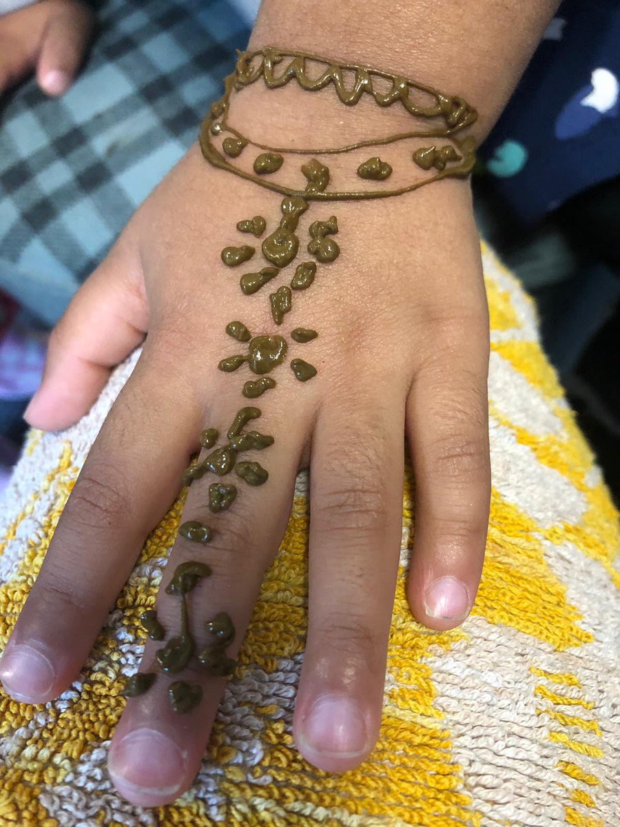 GreenwichLibs's tweet photo. We had a lovely time at #GreenwichLibrary last week at our Henna workshop! ๐ Look at some of the beautiful designs we had! @LDNLibraries @Royal_Greenwich @Better_UK #LoveYourLibrary https://t.co/LmMS5Z26Eb