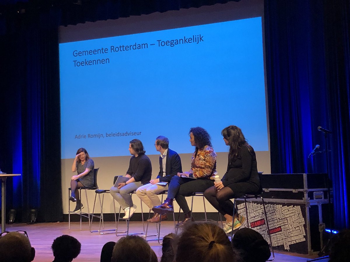 __DuyguYildirim's tweet photo. Kinderarmoedeconferentie010
Veel betrokken professionals aanwezig 👏🏼! #bestpractice #kinderarmoede
#benchmarken
@gemeenteraad010 @bibliotheekrdam https://t.co/bP0lOv09BK