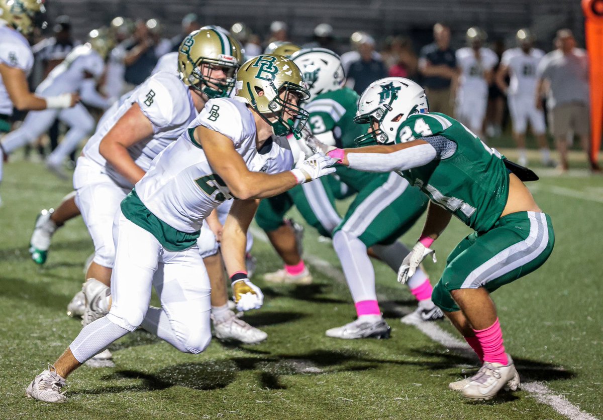 parkerlloyd25's tweet photo. Memories that will last a lifetime! Thank you @RBGatorFootball ❤️ https://t.co/gQlC79L4mV